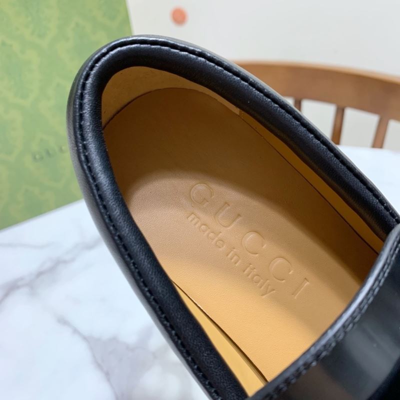 Gucci Low Shoes